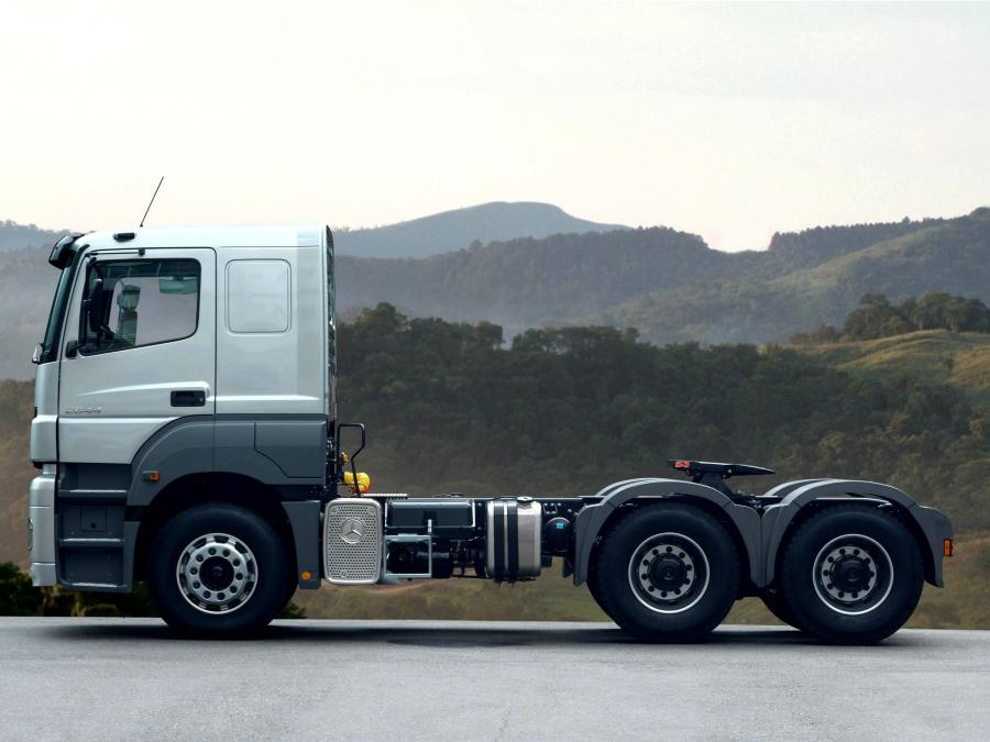  Mercedes-Benz Axor 2644 6x4 2005 года  (BR) (фото 7 из 7)